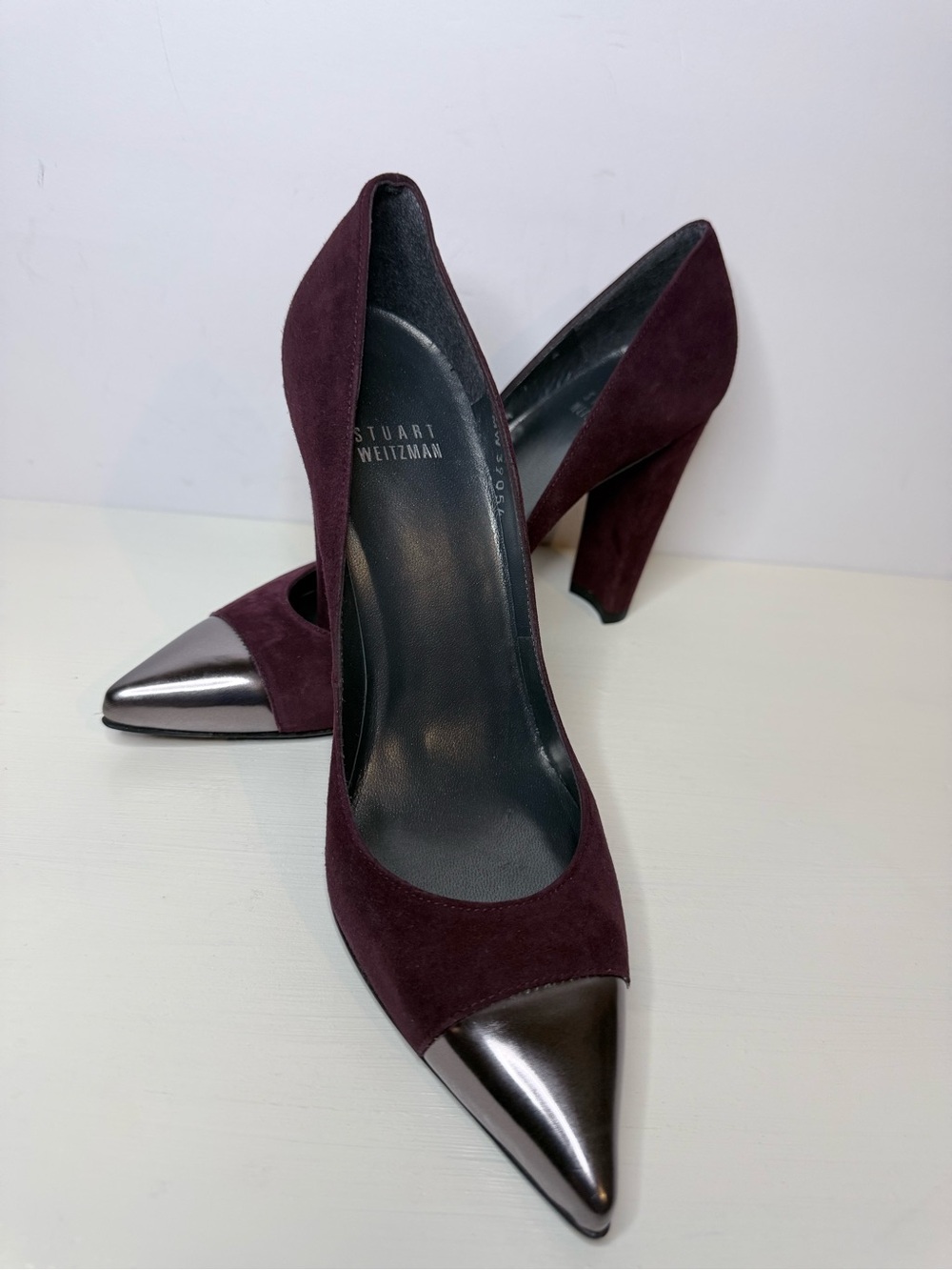 Stuart Weitzman Tip-Naughty Bordeaux Suede  Metallic Toe Pumps Size 7
